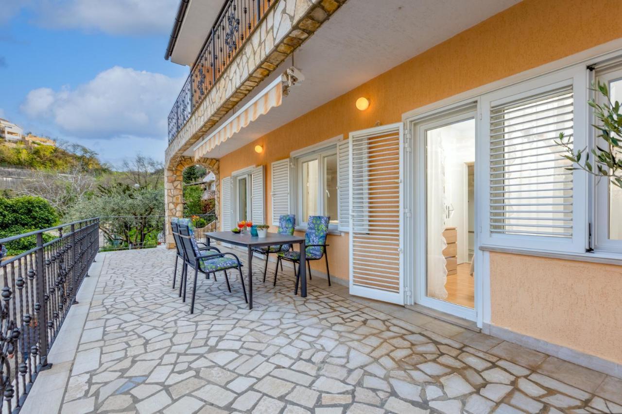 Apartman Marina Vrbnik Luaran gambar